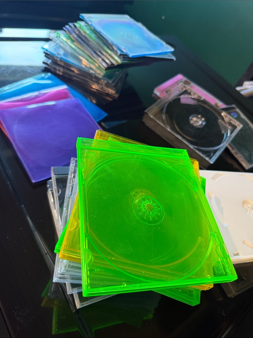 CD/DVD used cases for media discs